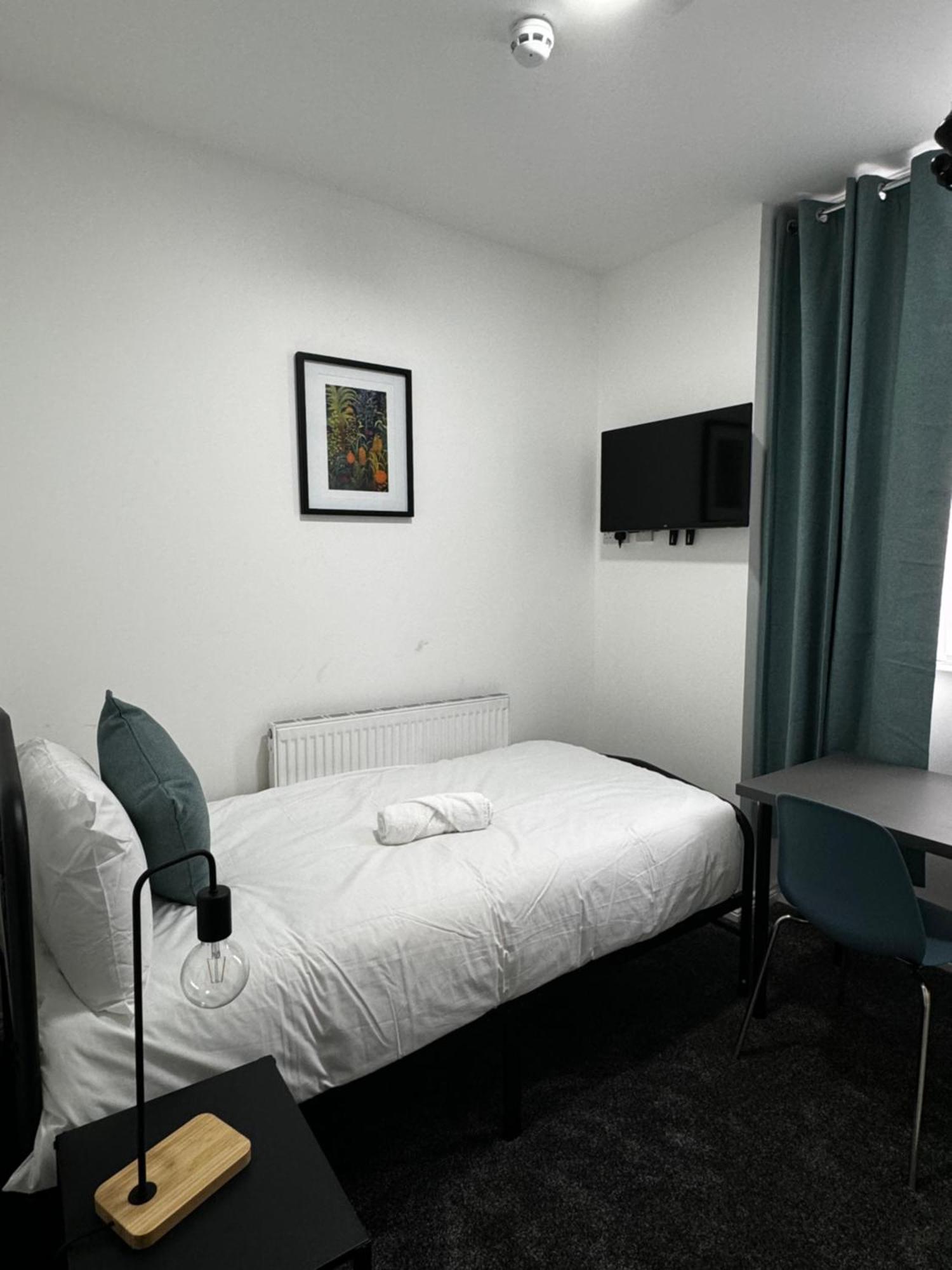 The Court House Hotel Bolton Eksteriør billede